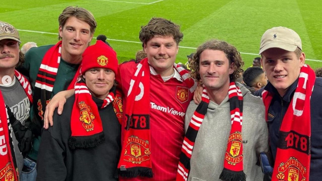 Sam Berry, Harry Schoenberg, Nick Murray, James Rowe, Luke Pedlar and Josh Worrall took in a EPL match in the UK. Wonder what team they go for …?