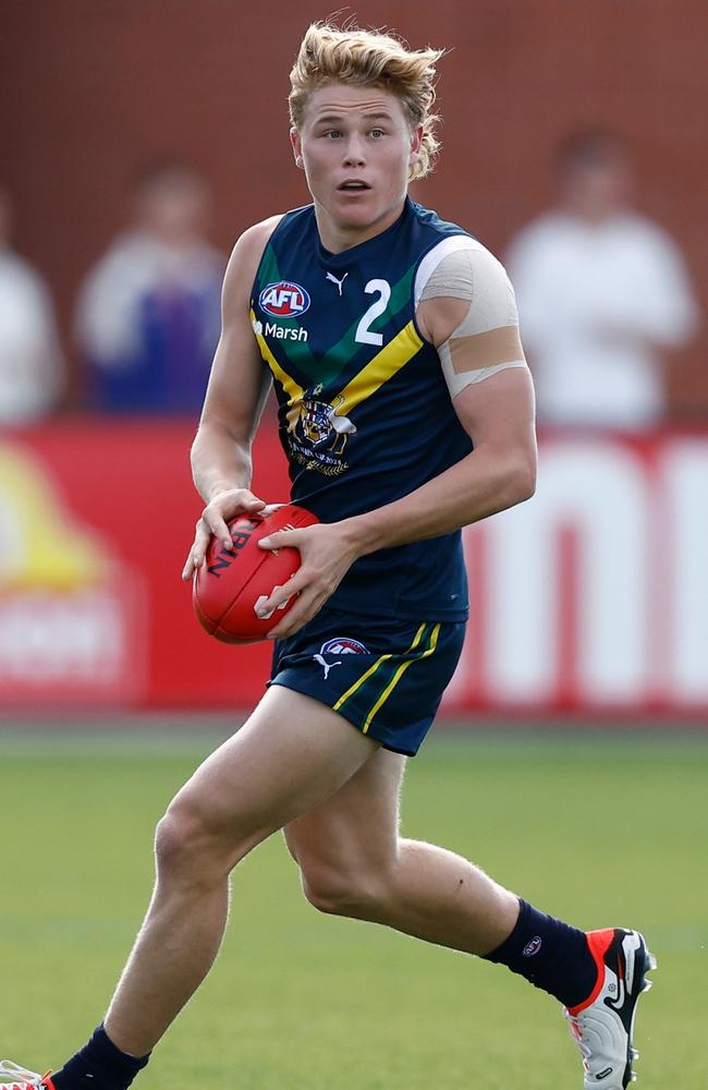 Levi Ashcroft on the move. Picture: Michael Willson/AFL Photos via Getty Images