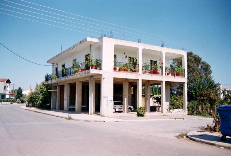 The Modern-Greek Maison Domino