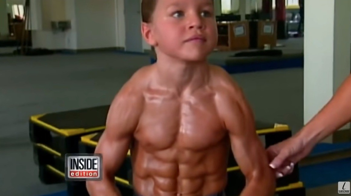 richard-sandrak-boy-child-bodybuilder-777279293.jpg