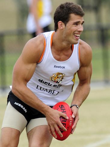 053859-alex-rance.jpg