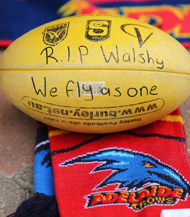 Tributes-to-the-Crows-late-head-coach-Phil-Walsh.jpg