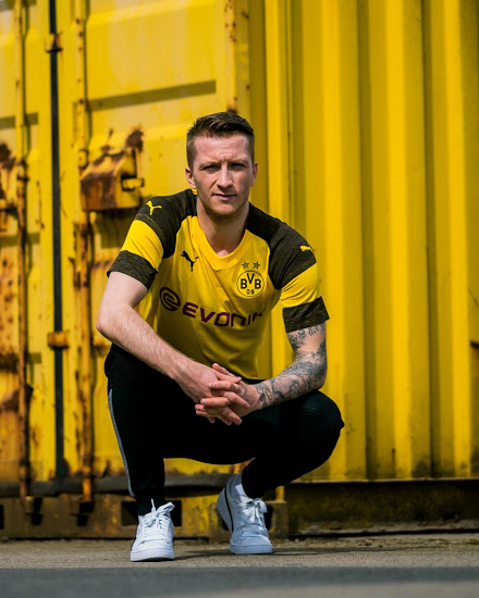 bvb-18-19-home-kit%2B%25286%2529.jpg